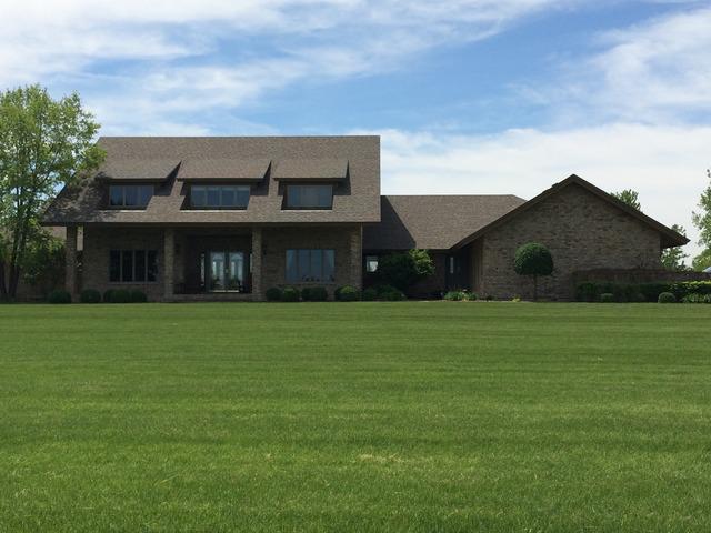 9345 W Steger Rd., Frankfort, IL 60423