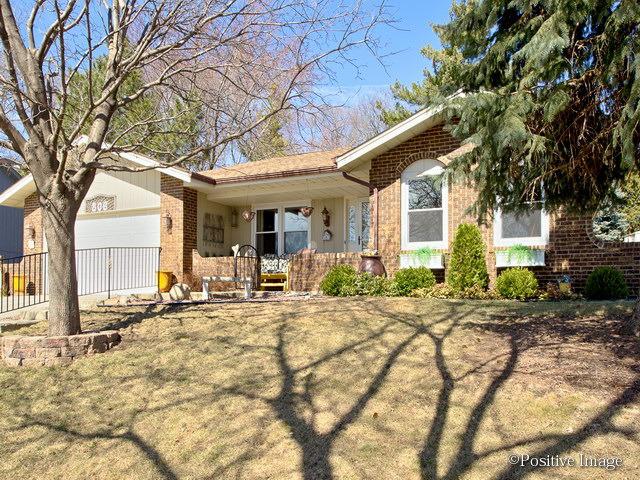 806 Marston Ave., Glen Ellyn, IL 60137