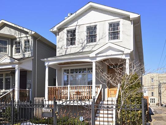 1614 W Winona St., Chicago, IL 60640