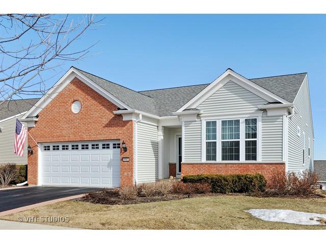 3011 Ravinia Cir., Mundelein, IL 60060