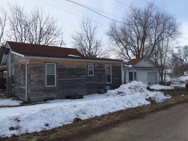 27777 E 2605 St., Van Orin, IL 61374
