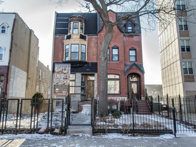 4060 S Lake Park Ave., Chicago, IL 60653