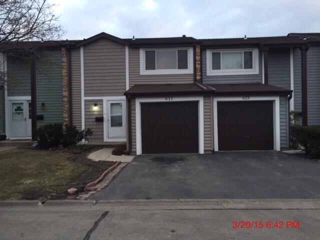 611 Barberry Ln., Wheeling, IL 60090