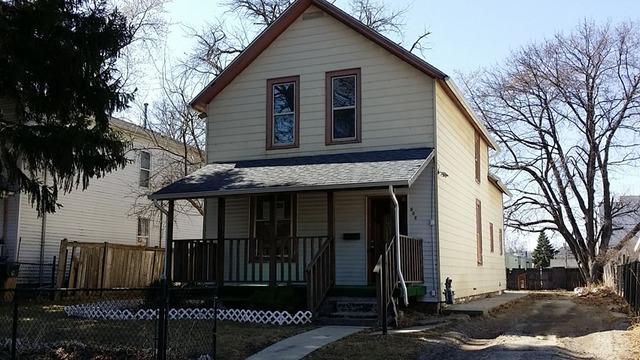906 Prescott St., Waukegan, IL 60085