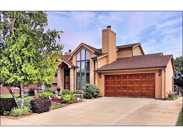 510 Louise Dr., Hinckley, IL 60520