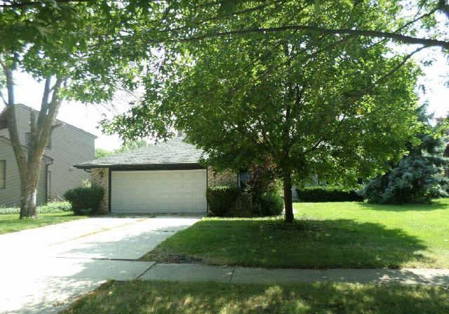 2905 Northcreek Dr., Woodridge, IL 60517
