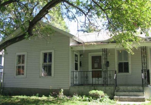 365 Woodruff St., Aurora, IL 60505