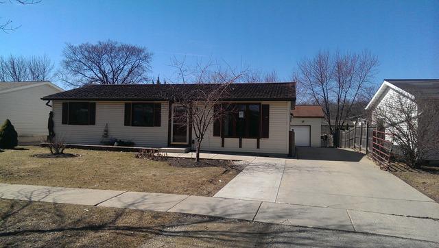 508 Bryn Mawr St., Park City, IL 60085