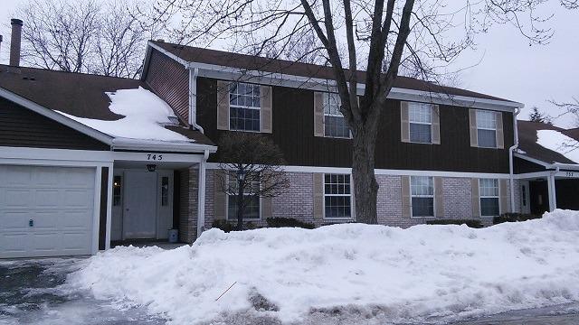 745 Candleridge Ct. #B2, Bartlett, IL 60103