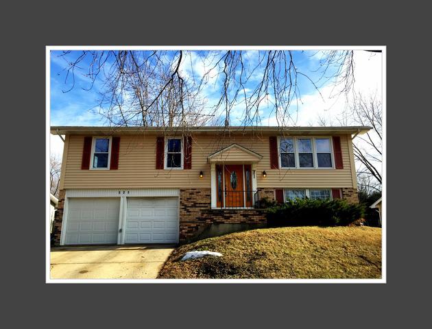 521 Blackhawk Ln., Bolingbrook, IL 60440