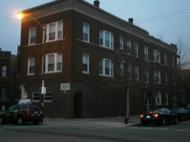3100 W Diversey Ave. #2N, Chicago, IL 60647