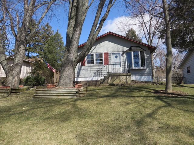 33047 N John Mogg Rd., Grayslake, IL 60030