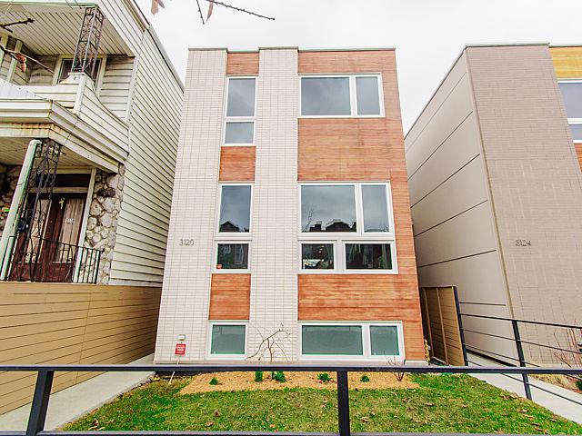 3120 N Sacramento Ave., Chicago, IL 60618
