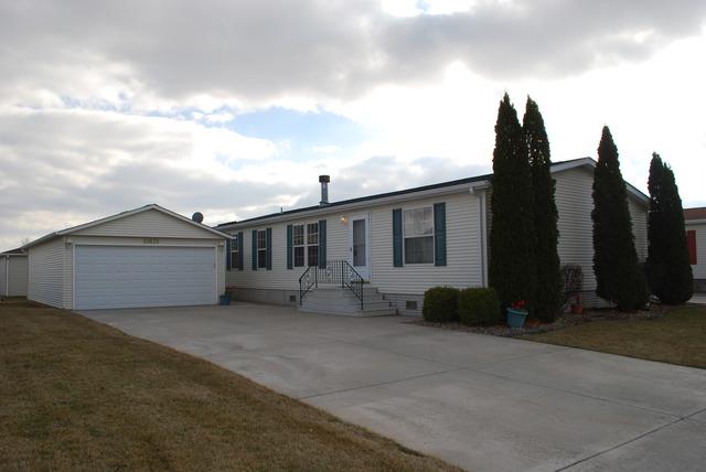 10839 Lacosta Ln., Frankfort, IL 60423