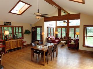 4N369 Foxfield Dr., St. Charles, IL 60175