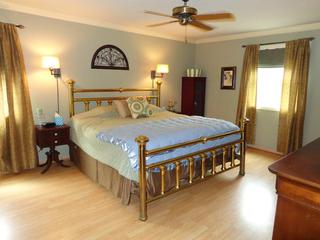 4N369 Foxfield Dr., St. Charles, IL 60175