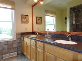 4N369 Foxfield Dr., St. Charles, IL 60175