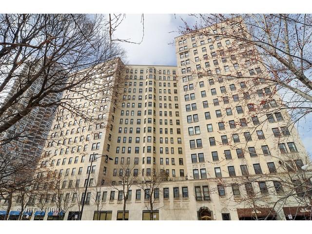 2000 N Lincoln Park West #1209, Chicago, IL 60614