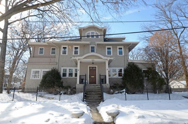 800 Oakwood Ave., Wilmette, IL 60091