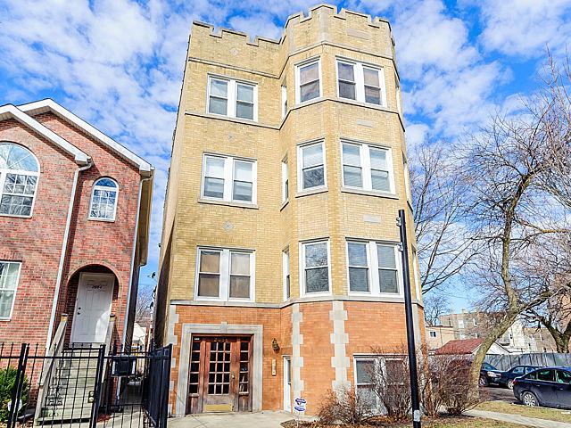 2056 N Sawyer Ave. #2B, Chicago, IL 60647