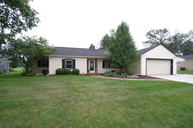 2605 Country Club Ter., Rockford, IL 61103