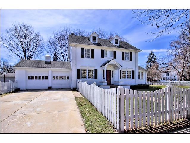 926 Kensington Pl., Aurora, IL 60506