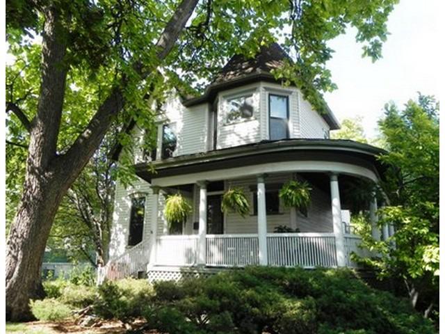4016 W Belle Plaine Ave., Chicago, IL 60641