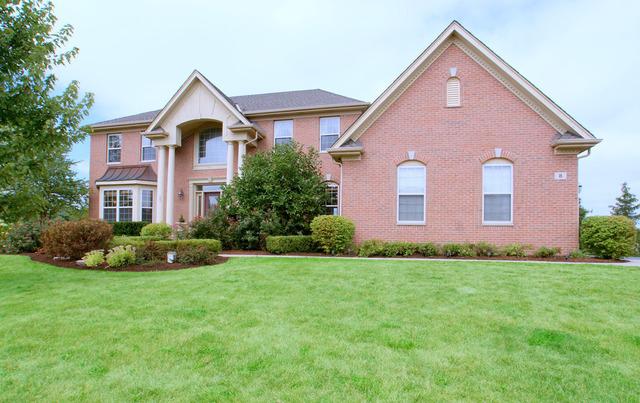 8 Hawthorn Grove Cir., Hawthorn Woods, IL 60047