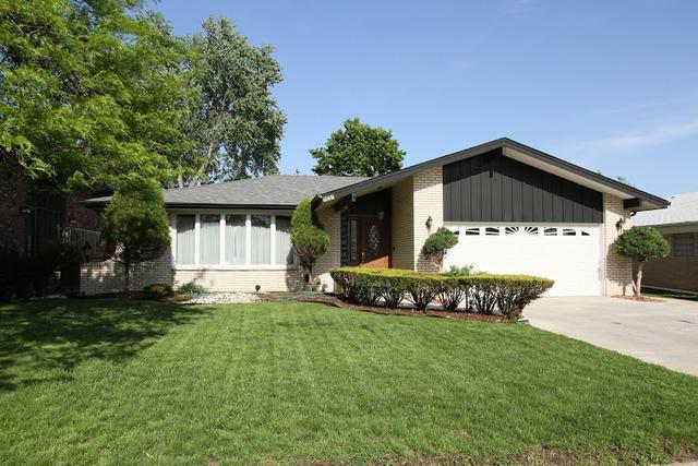 9231 S Tripp Ave., Oak Lawn, IL 60453