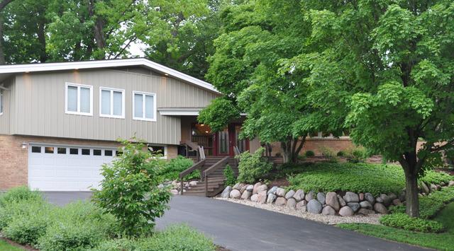 2027 Birchwood Dr., Rockford, IL 61107