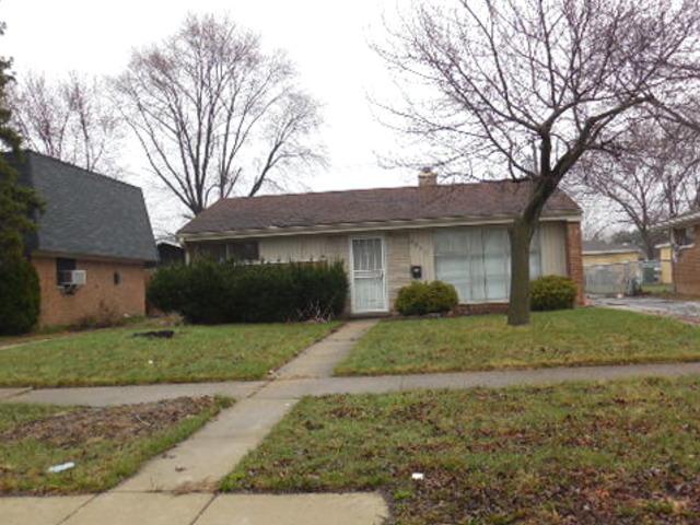 1375 Gordon Ave., Calumet City, IL 60409