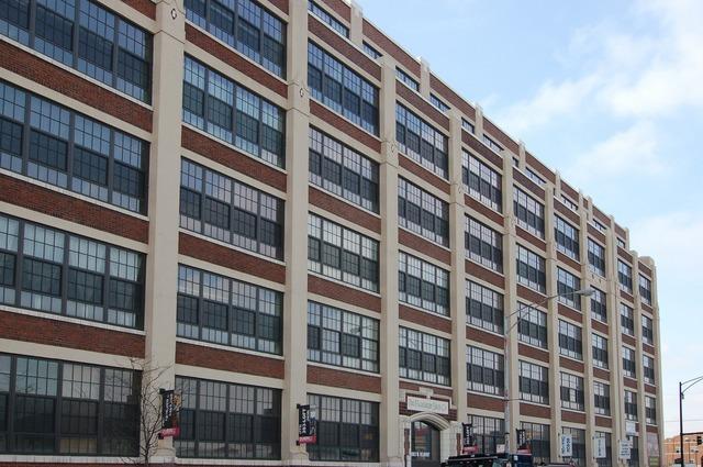 3963 W Belmont Ave. #228, Chicago, IL 60618