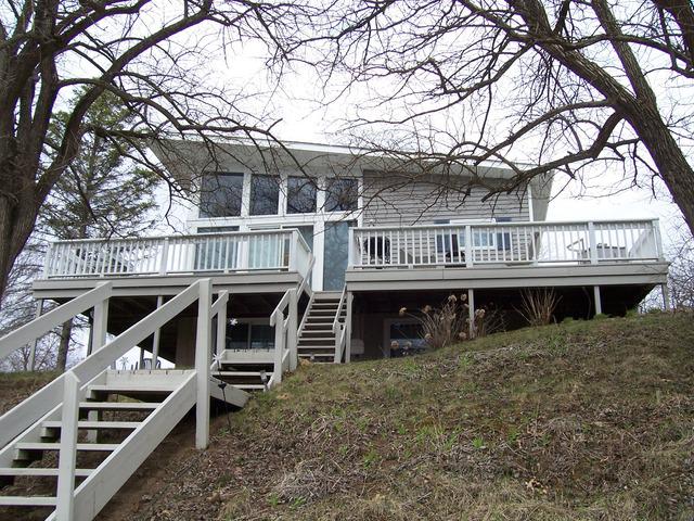25 Magnolia Ct., Putnam, IL 61560