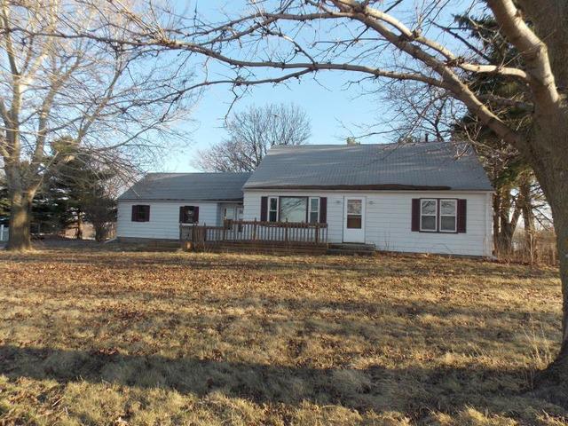 5667 Us Route 20, Freeport, IL 61032