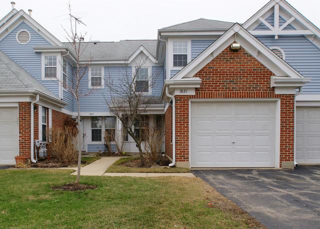 1821 Quaker Hollow Ln., Streamwood, IL 60107