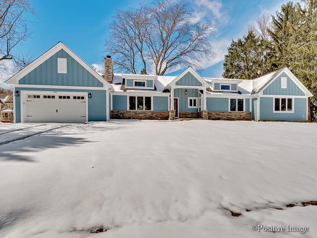 290 Maple Ln., Glen Ellyn, IL 60137