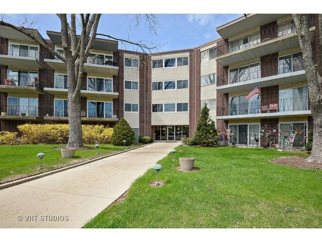 5540 Walnut Ave. #29B, Downers Grove, IL 60515