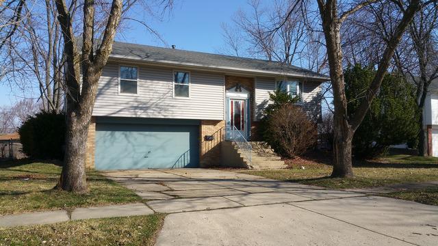 716 Ridge Cir., Streamwood, IL 60107