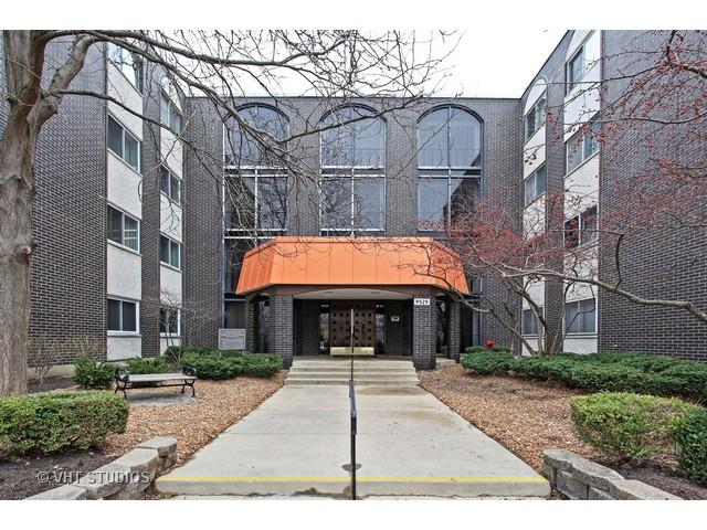 9529 Bronx Ave. #303, Skokie, IL 60076