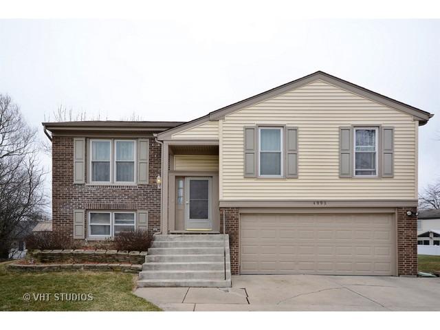 4993 Somerton Dr., Hoffman Estates, IL 60010