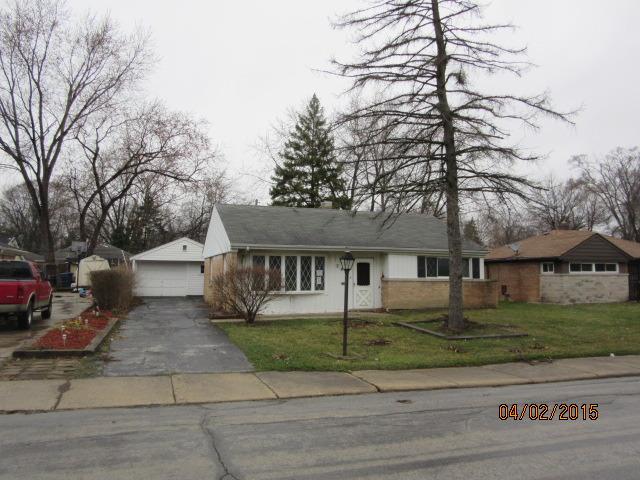 261 Minocqua St., Park Forest, IL 60466