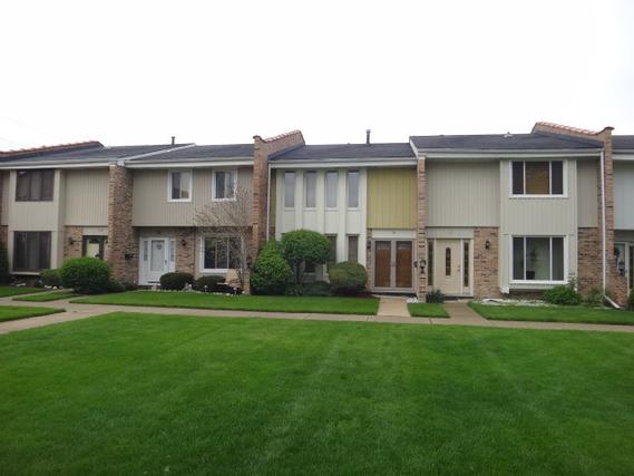 39 Ottawa Ct., Justice, IL 60458
