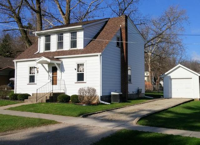 203 State St., Yorkville, IL 60560