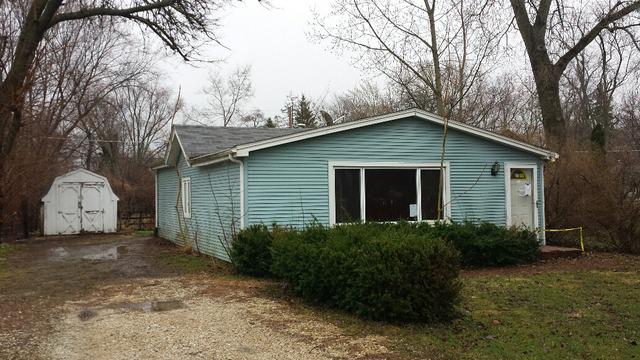 103 Rosebud Ave., Crystal Lake, IL 60014