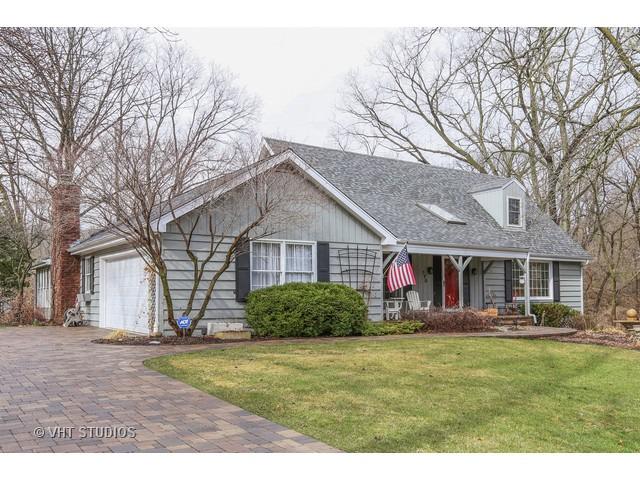 170 Rainbow Ln., Trout Valley, IL 60013