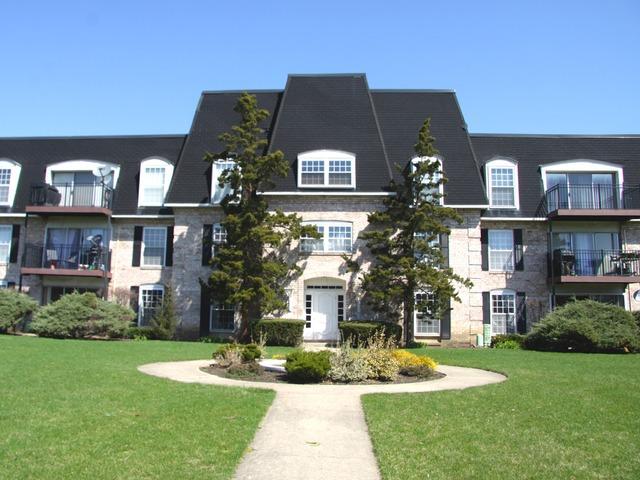 5000 Carriageway Dr. #107, Rolling Meadows, IL 60008