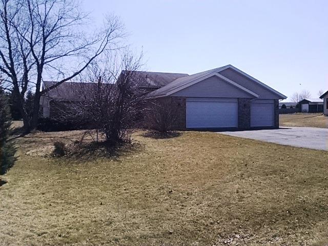 8156 Barclay Rd., Rockford, IL 61102