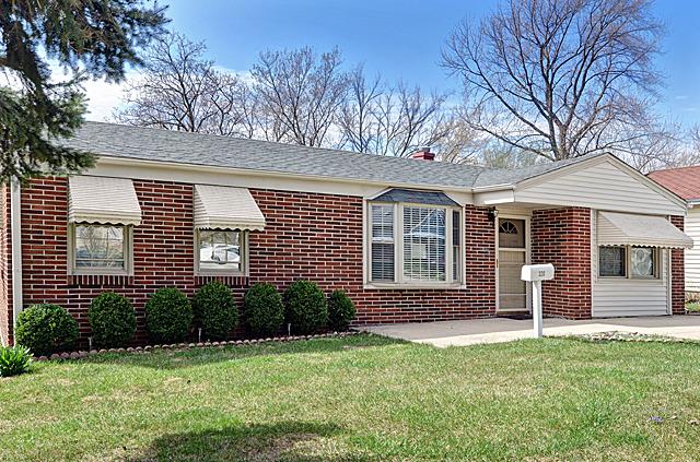 320 S Adams St., Westmont, IL 60559