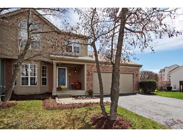 6074 Golfview Dr., Gurnee, IL 60031