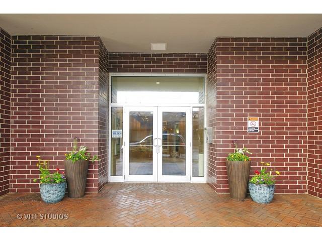 1134 W Granville Ave. #1016, Chicago, IL 60660